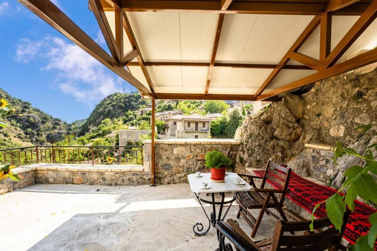 Stemnitsa Stone Residence - Cosy Mountain Escape Extérieur photo