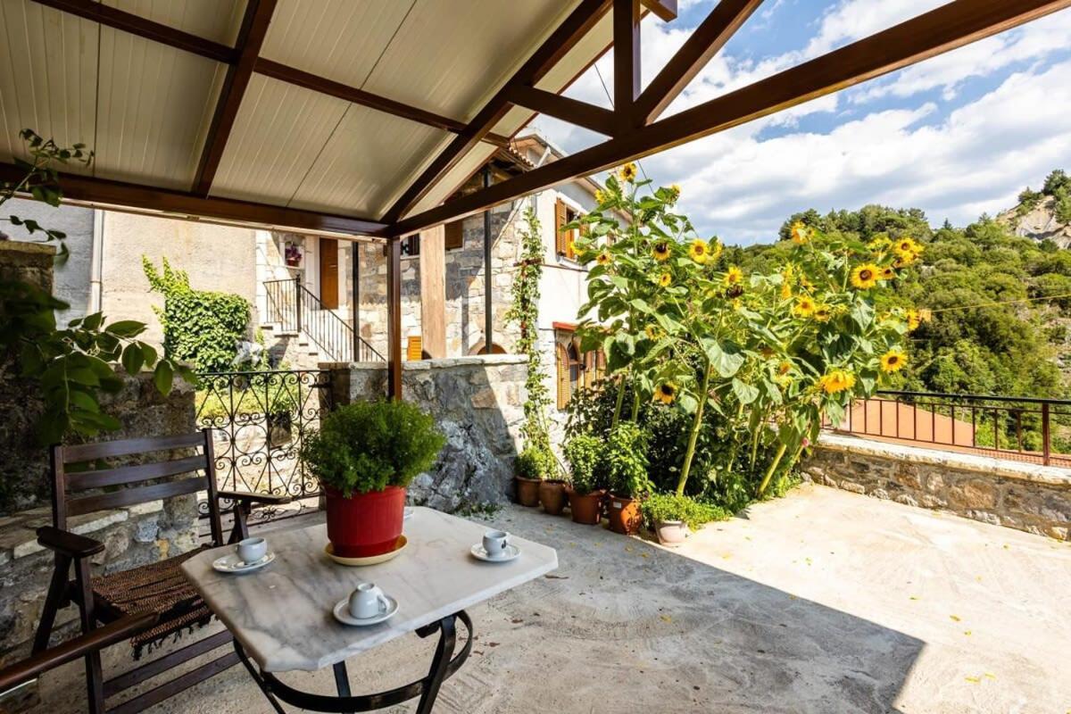 Stemnitsa Stone Residence - Cosy Mountain Escape Extérieur photo